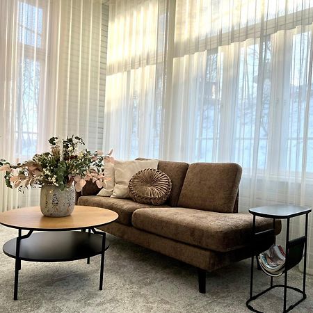Lossi Old Town Apartment With Sauna Tartu Esterno foto