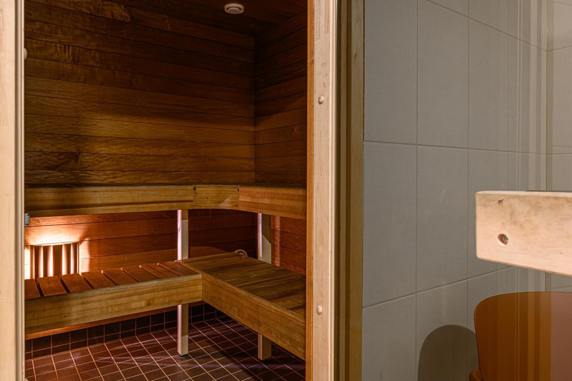 Lossi Old Town Apartment With Sauna Tartu Esterno foto